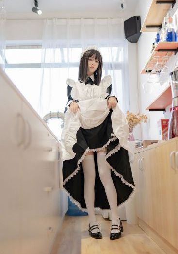 国产自在自线午夜精品之la_720完整在线观看