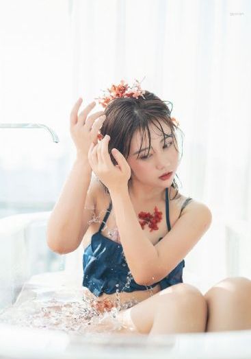 狗狗卡在某个地方卡住了_蓝光在线播放观看
