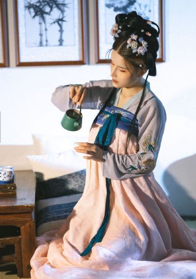 美女露出尿口网站_高清完整版观看