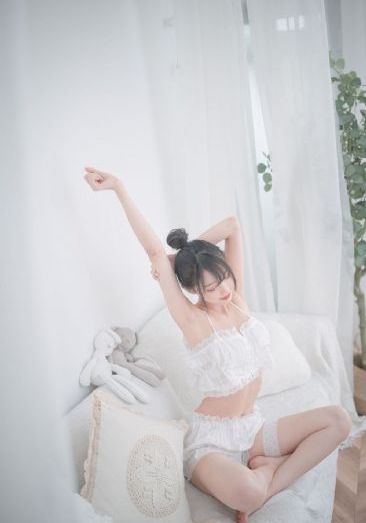 扒开女人两片毛柔柔的黑森林_BD韩语超清免费观看
